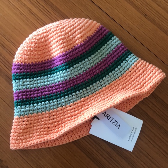 Sunday Best Accessories - 3/$25 Aritzia | Sunday Best Moppet crochet hat vintage look